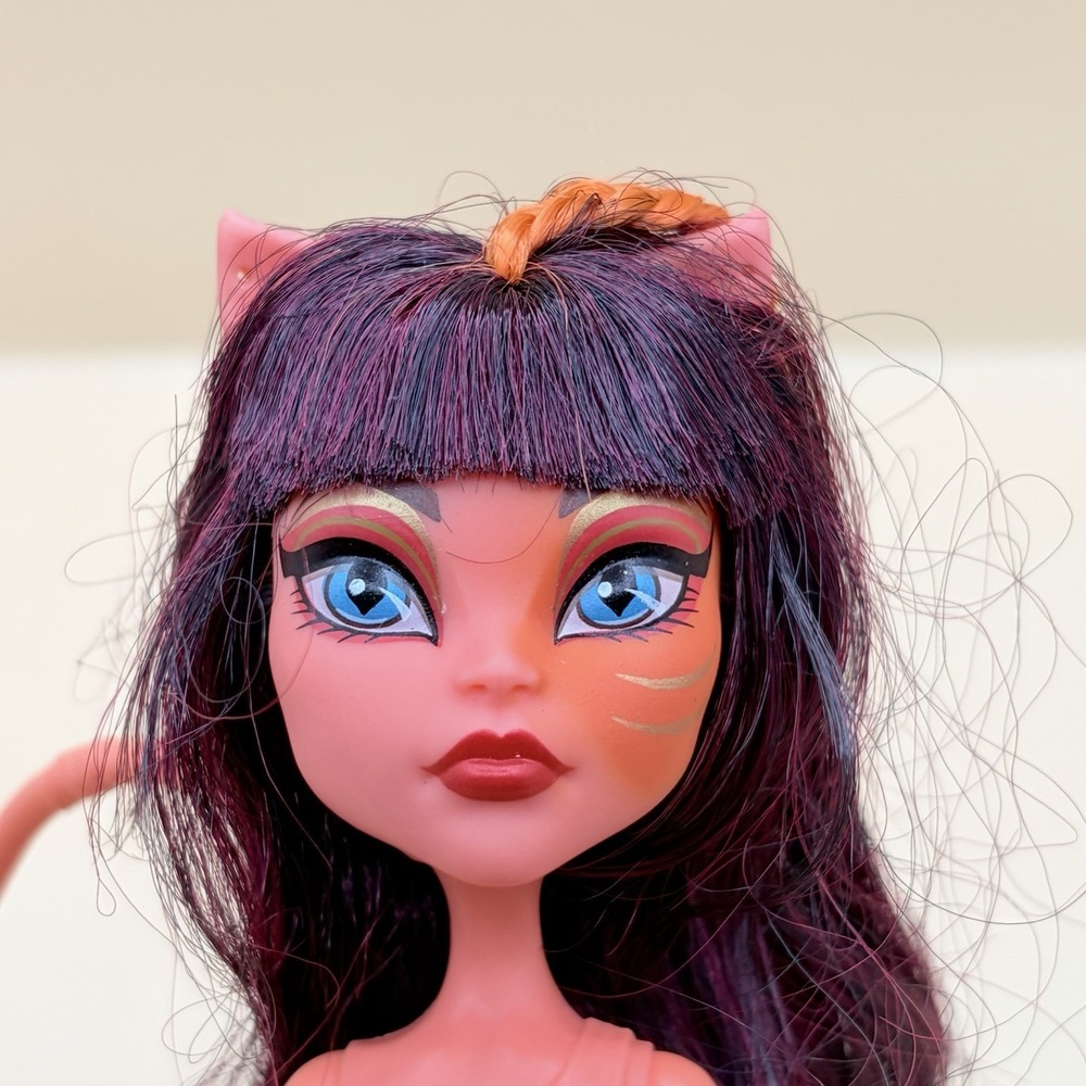 SOLD - Picture 3 of 5